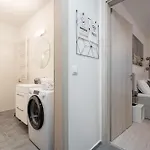 Heroes Square Apartamento