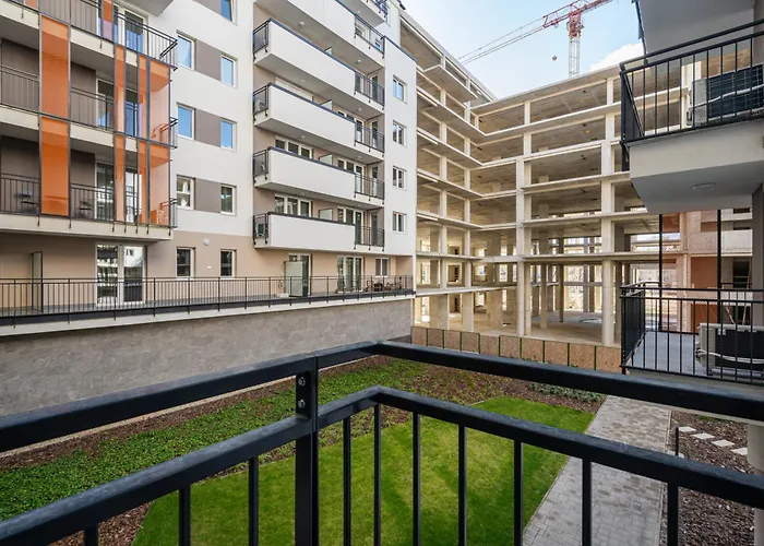 Apartment Heroes Square *